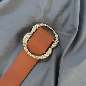 Artemis belt in brown - size 90 - very good condition